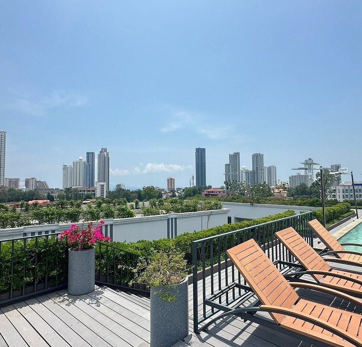 Территория D Eco Wellness Center Pattaya 4*